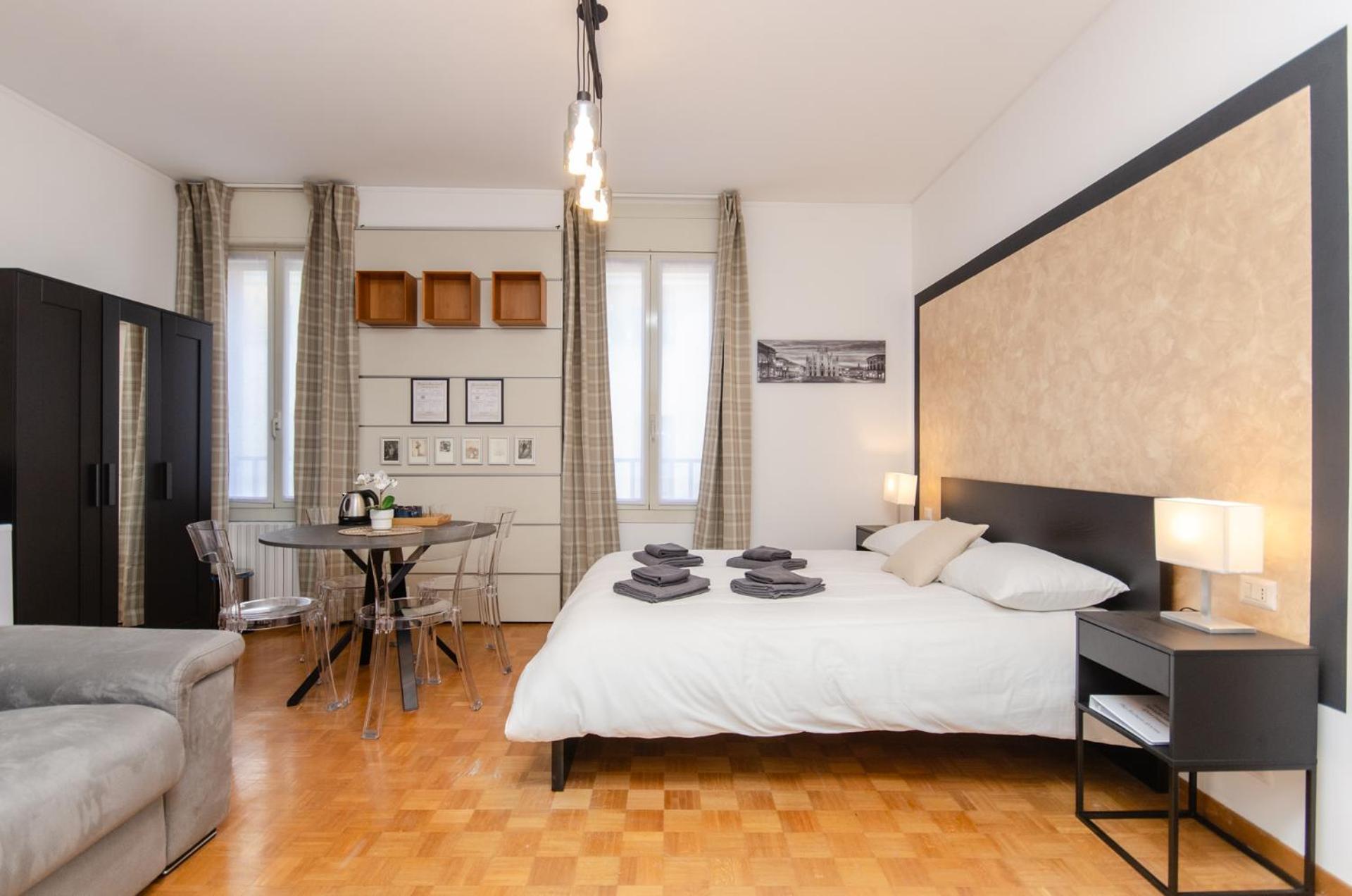 Brown Room Milano Esterno foto