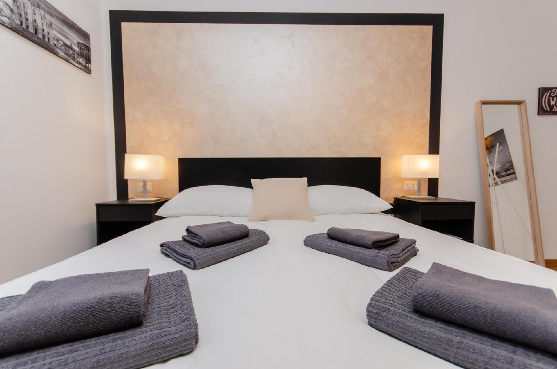 Brown Room Milano Esterno foto