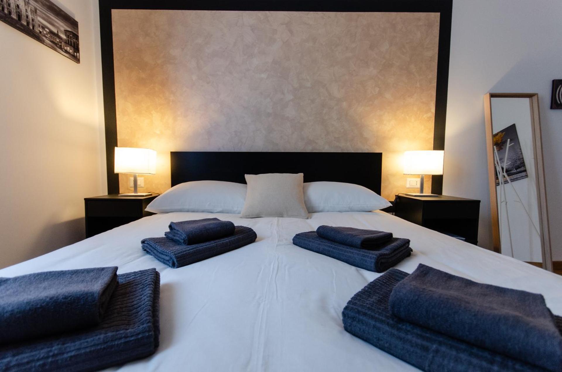 Brown Room Milano Esterno foto