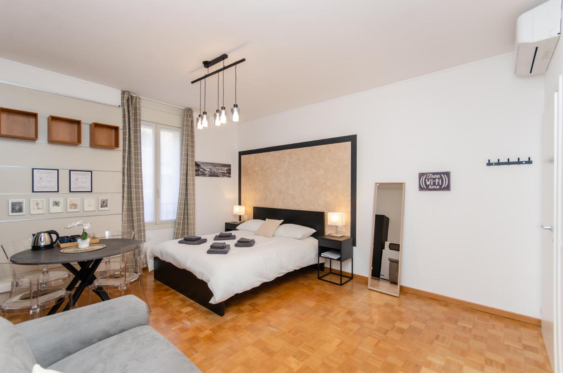 Brown Room Milano Esterno foto